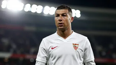 El Sevilla busca su tercera victoria en Liga ante un Espanyol que quiere frenar su mala racha, con los nuevos fichajes...