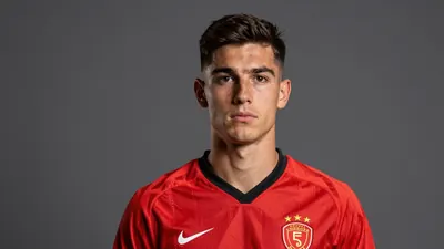 Danish forward Conrad Harder has reportedly chosen Strasbourg over Sevilla, forcing the La Liga side to pursue a loan...