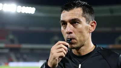 Javier Alberola Rojas será el árbitro del partido de LaLiga entre el Sevilla y el Atlético de Madrid este sábado en el...