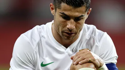 El Sevilla FC ha confirmado que Rubén Vargas sufre una inflamación del menisco externo de la rodilla derecha, lo que le...