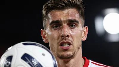 Sevilla's sensorized ball technology failed to connect with the VOR room at the Ciudad del Fútbol de las Rozas, causing a...