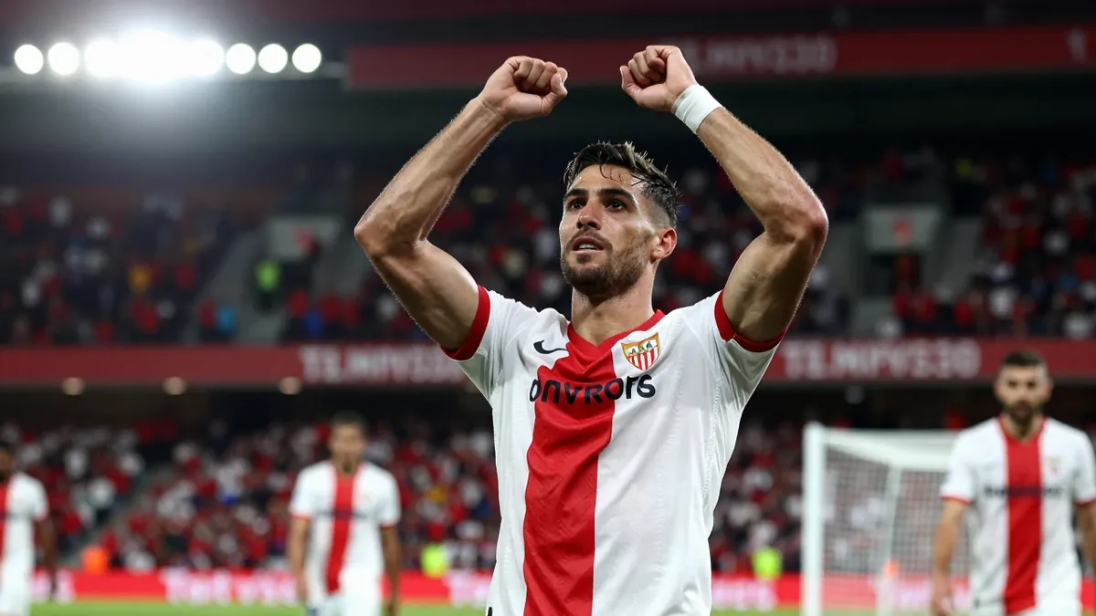 Sevilla FC consigue una importante victoria contra Athletic Club en la segunda jornada de la Liga de Fútbol Profesional...