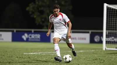 Juan Iglesias scored in the 81st minute as Sevilla beat bottom club Valencia 1-0 to reach 10 points in La Liga