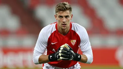 Sevilla signs Fran González for 3 million euros